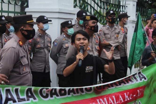 
					Aktivis Lebak, Sapnudi,