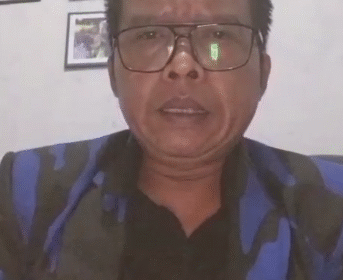 Ketua DPD Badak Banten Kabupaten Lebak, Emus Nanang, menegaskan Y datang ke rumah IH bukan membawa nama organisasi Baralak Nusantara, melainkan murni sebagai orang tua dari RU. (Foto: Dok. DPD Badak Banten/BantenPopuler.com)