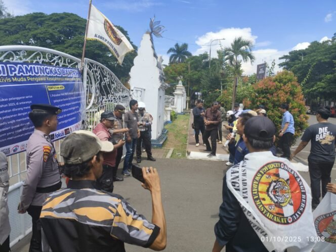
					Bupati Serang Bungkam, Aspirasi Warga Soal RS Hermina Tak Tersalurkan