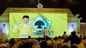 Ketua DPD Partai Golkar Kabupaten Serang Fahmi Hakim saat menyampaikan sambutan pada Musda XI Partai Golkar Kabupaten Serang, Sabtu (18/10/2025).