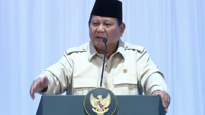 
					Prabowo Targetkan Indonesia Produksi Mobil-Motor Sendiri dan Percepatan Digitalisasi Sekolah 2025