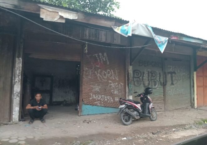 
					Berkedok Bengkel Bubut, Kios di Pasar Buah Mandala Diduga Jual Obat Keras Bertahun-tahun