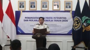 Muhammad Ali Syeh Banna saat memberikan arahan pada penandatanganan Pakta Integritas dan Perjanjian Kinerja 2026 di lingkungan pemasyarakatan Banten. (Foto: Istimewa/Dok.Bantenpopuler.com)