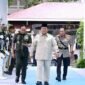 Presiden Prabowo Subianto meresmikan SPPG dan Gudang Ketahanan Pangan Polri di Palmerah Jakarta Barat
