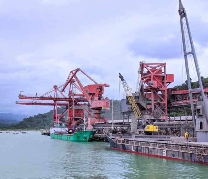 					IMALA Kecam PT. Cemindo dan Vendor Atas Lambatnya Gaji Karyawan TKBM