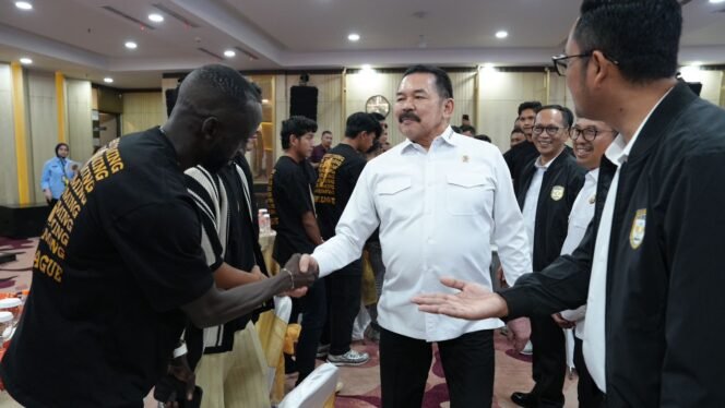 
					Disambut Jaksa Agung, Adhyaksa FC Banten Targetkan 5 Besar Liga 1
